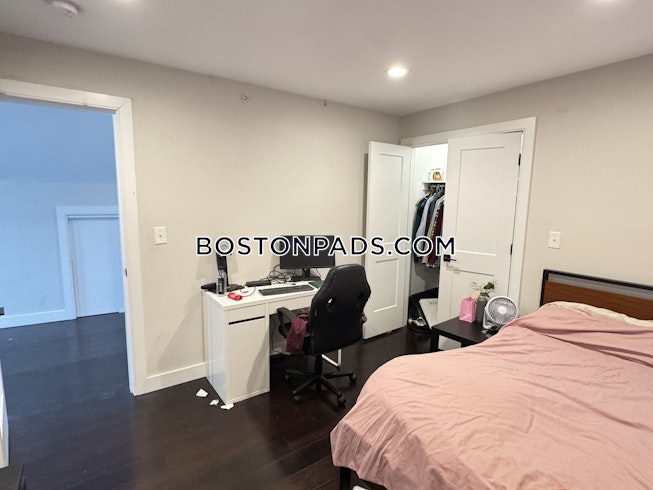 Boston - $8,400+ /mo