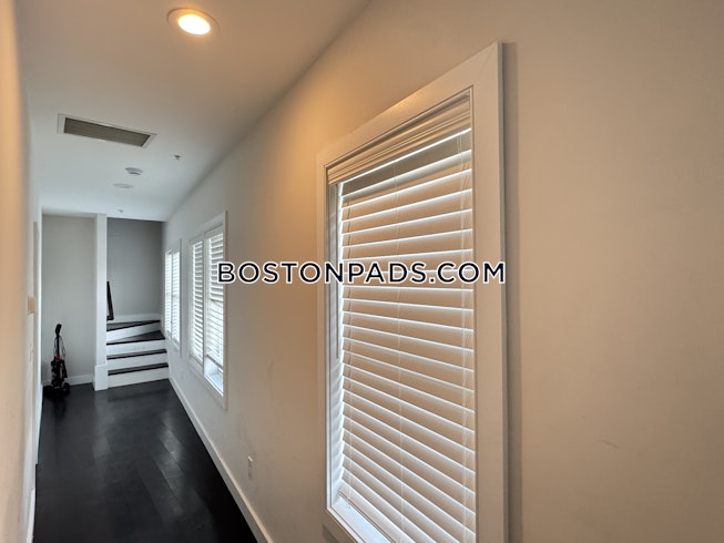 Boston - $8,400+ /mo