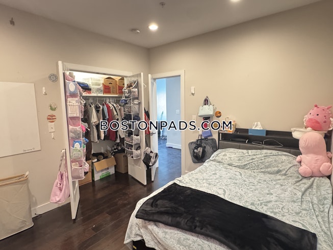 Boston - $8,400+ /mo