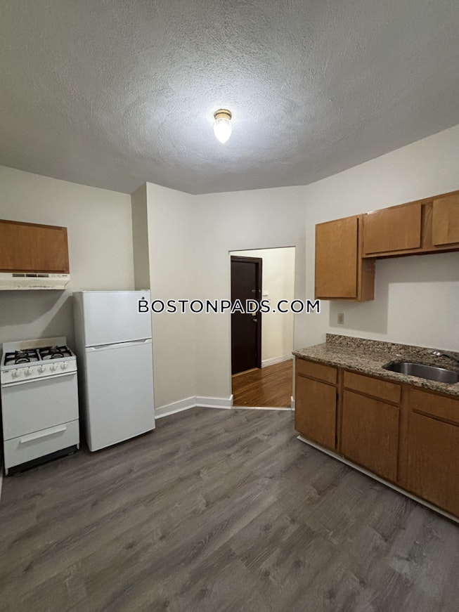 Boston - $2,150+ /mo