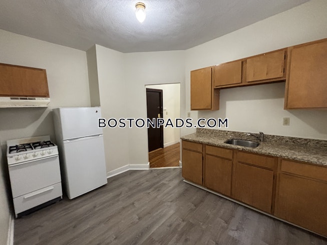 Boston - $2,150+ /mo