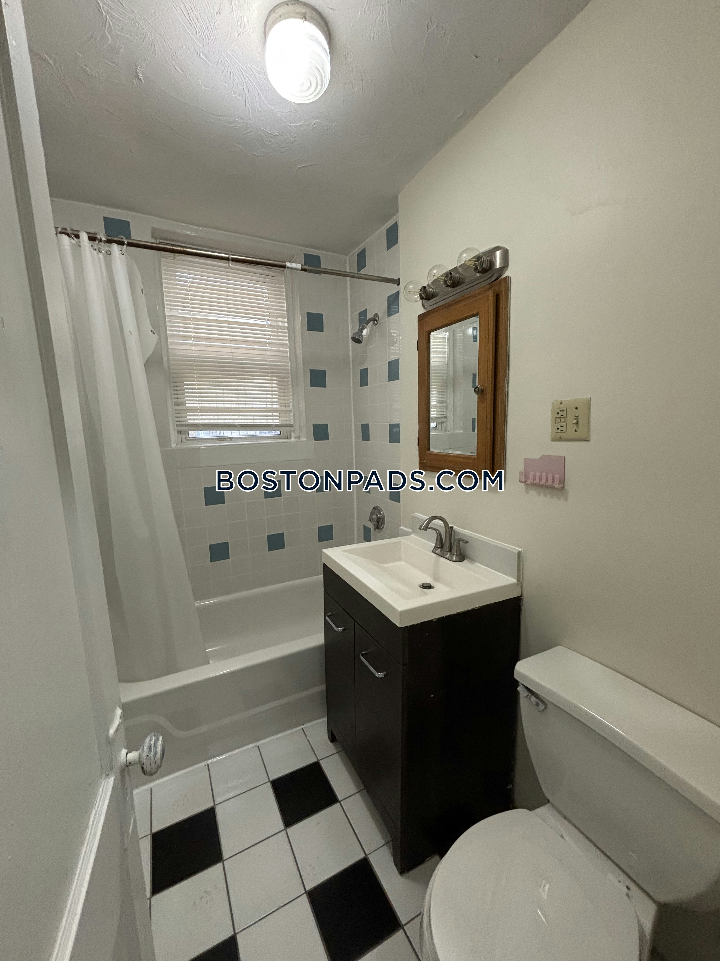 Boston - 1 Beds, 1 Baths