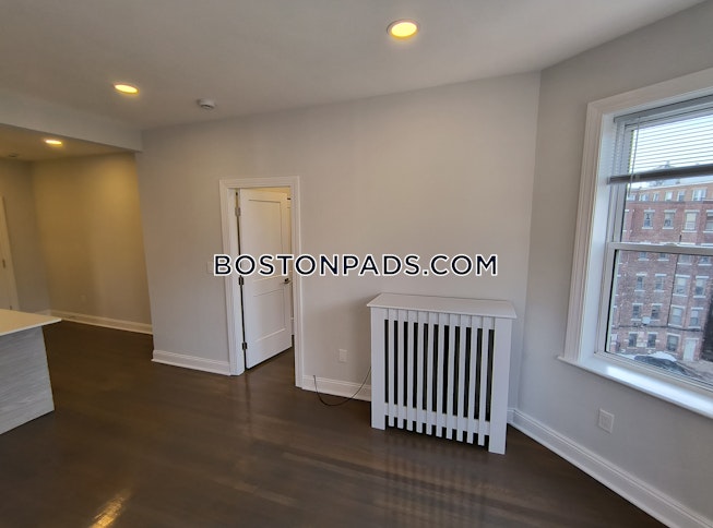 Boston - $3,150+ /mo