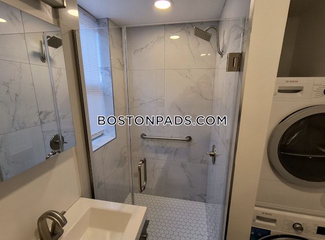 Boston - $3,150+ /mo