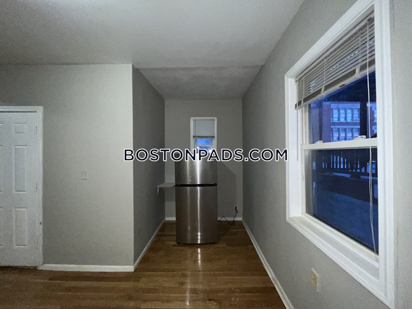 Boston - $2,595+ /month
