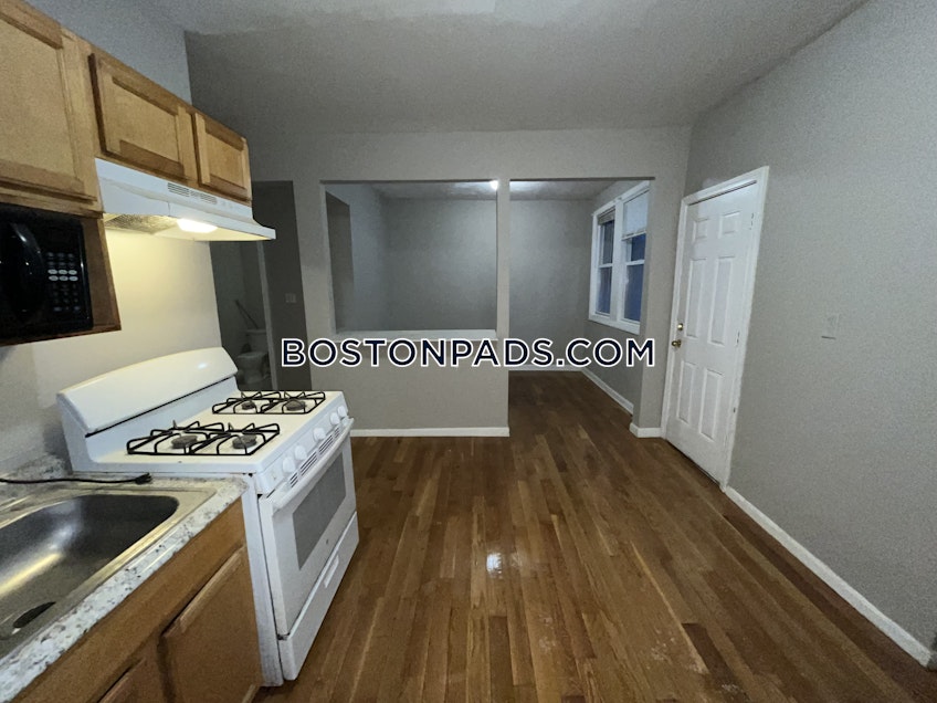 Boston - $2,595+ /month