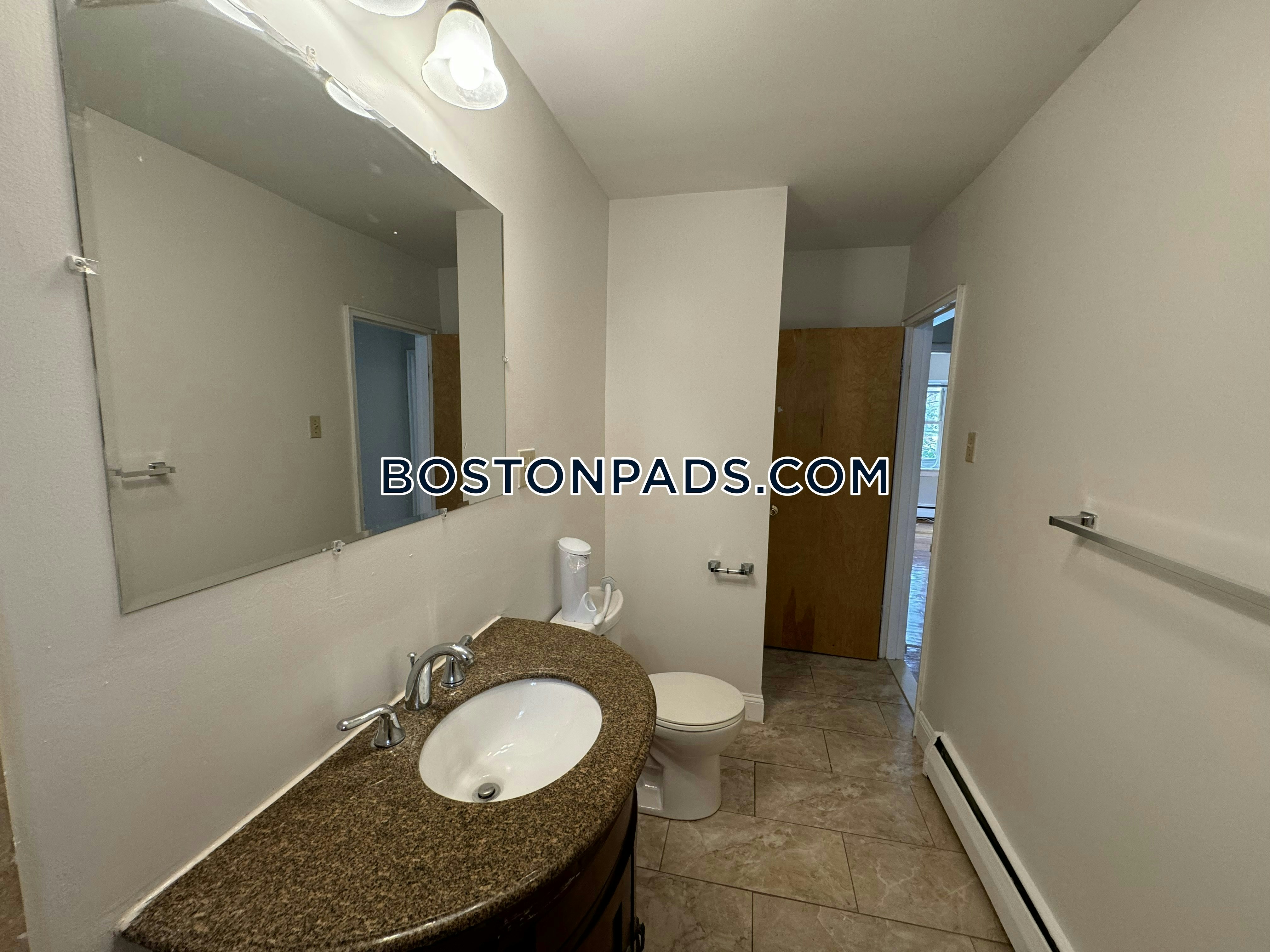 Boston - 1 Beds, 1 Baths