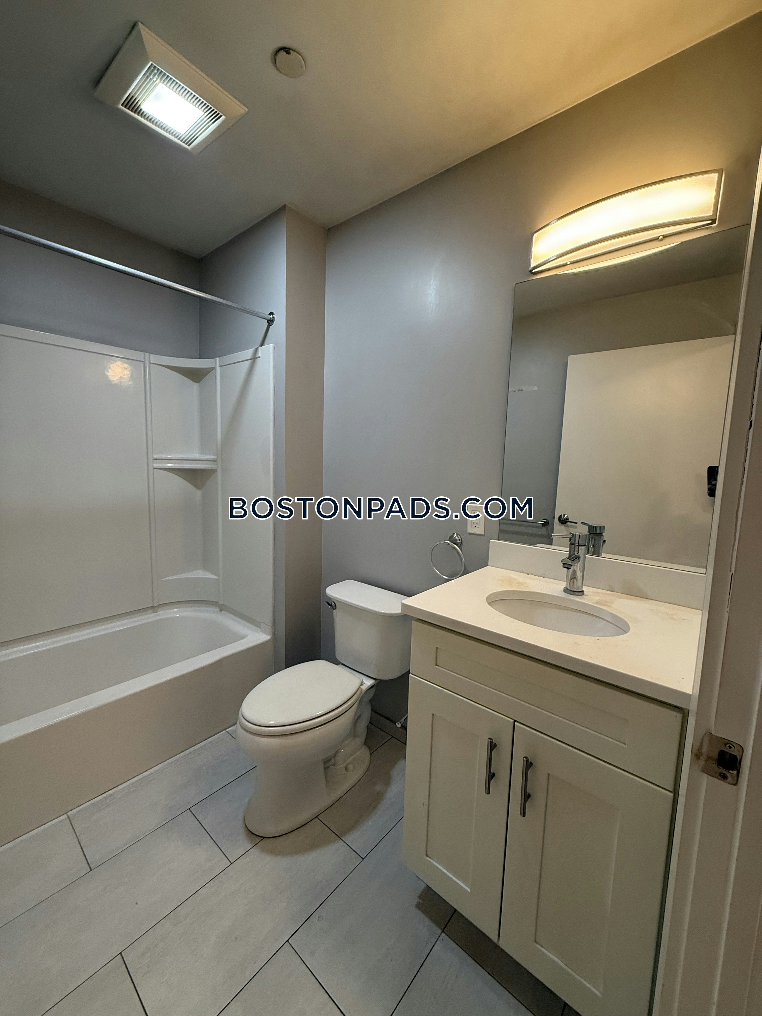 Lynn, MA - 2 Beds, 2 Baths - $2,750 - ID#8024007