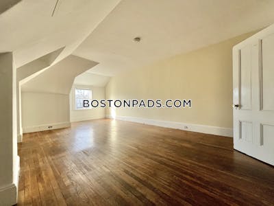 Allston Apartment for rent 1 Bedroom 1 Bath Boston - $2,200 No Fee