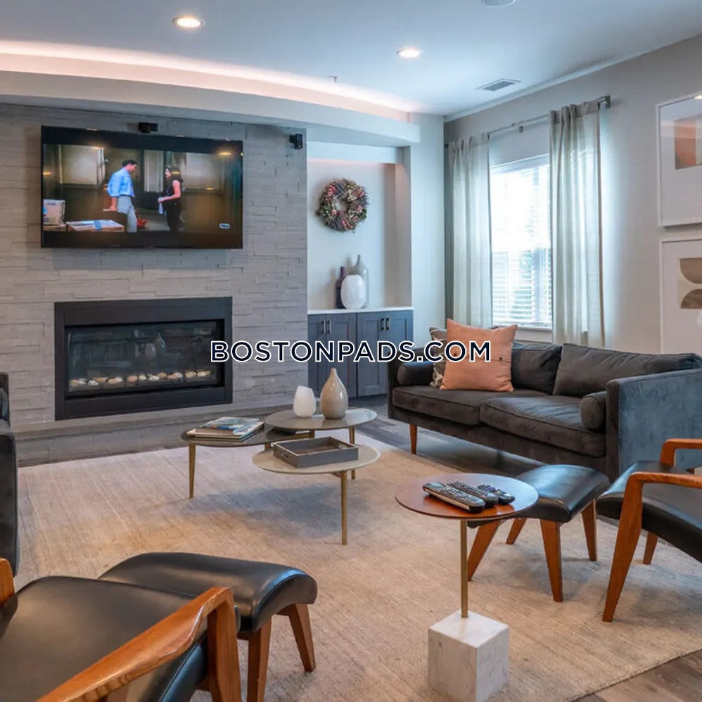 Stoughton - 1 Beds, 1 Baths