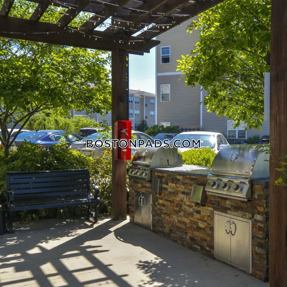 Stoughton - 1 Beds, 1 Baths