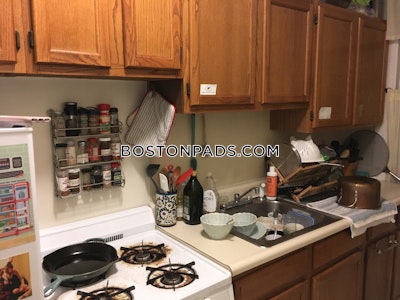 Somerville Apartment for rent 1 Bedroom 1 Bath  Winter Hill - $2,350 No Fee
