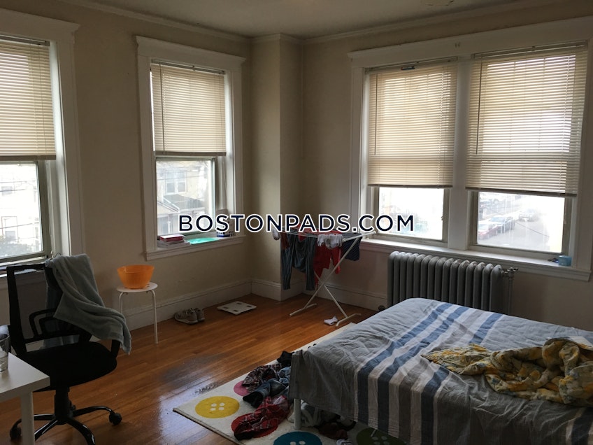 Malden - $2,650+ /month