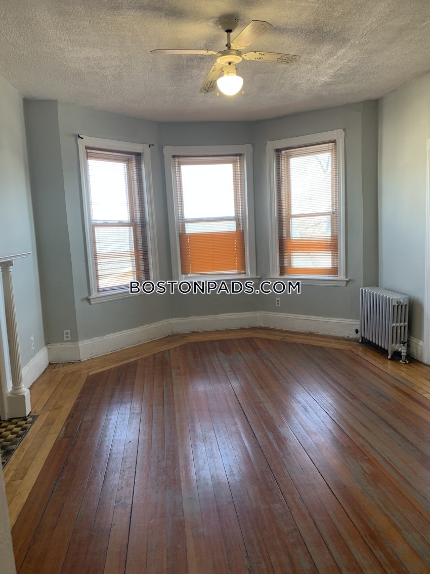 BOSTON - ROXBURY - 3 Beds, 1 Bath - Image 5