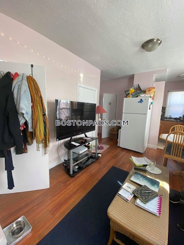 Boston - 4 Beds, 1 Baths