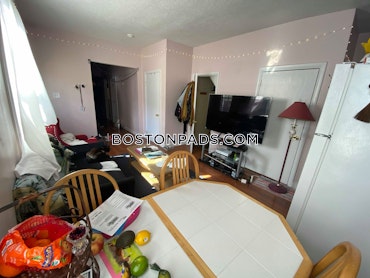 Boston - 4 Beds, 1 Baths