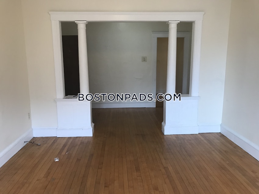 BOSTON - JAMAICA PLAIN - CENTER - 3 Beds, 1 Bath - Image 3