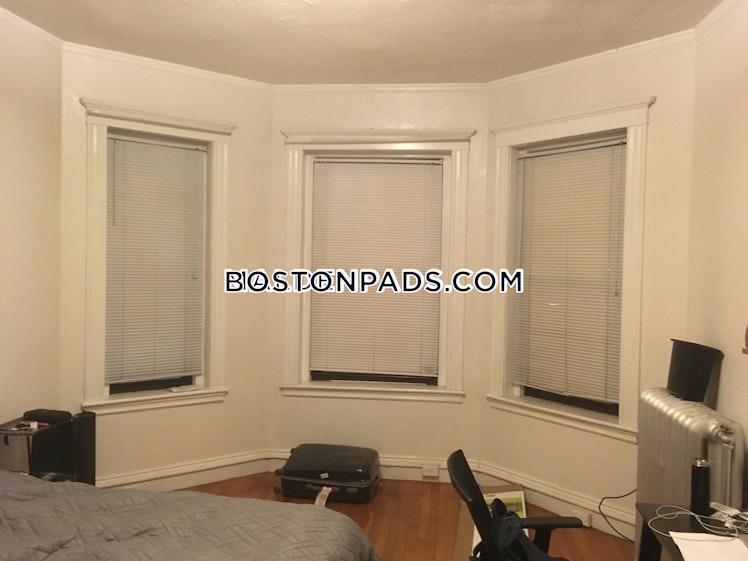 Washington St., Malden