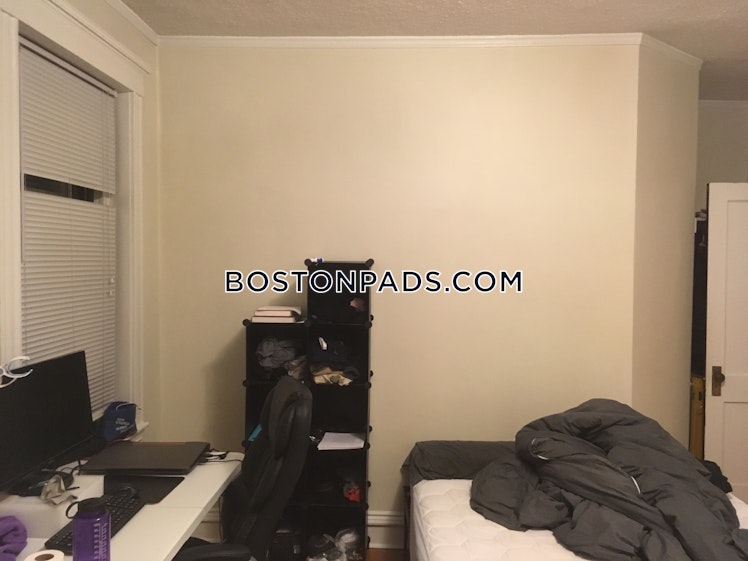 Washington St., Malden