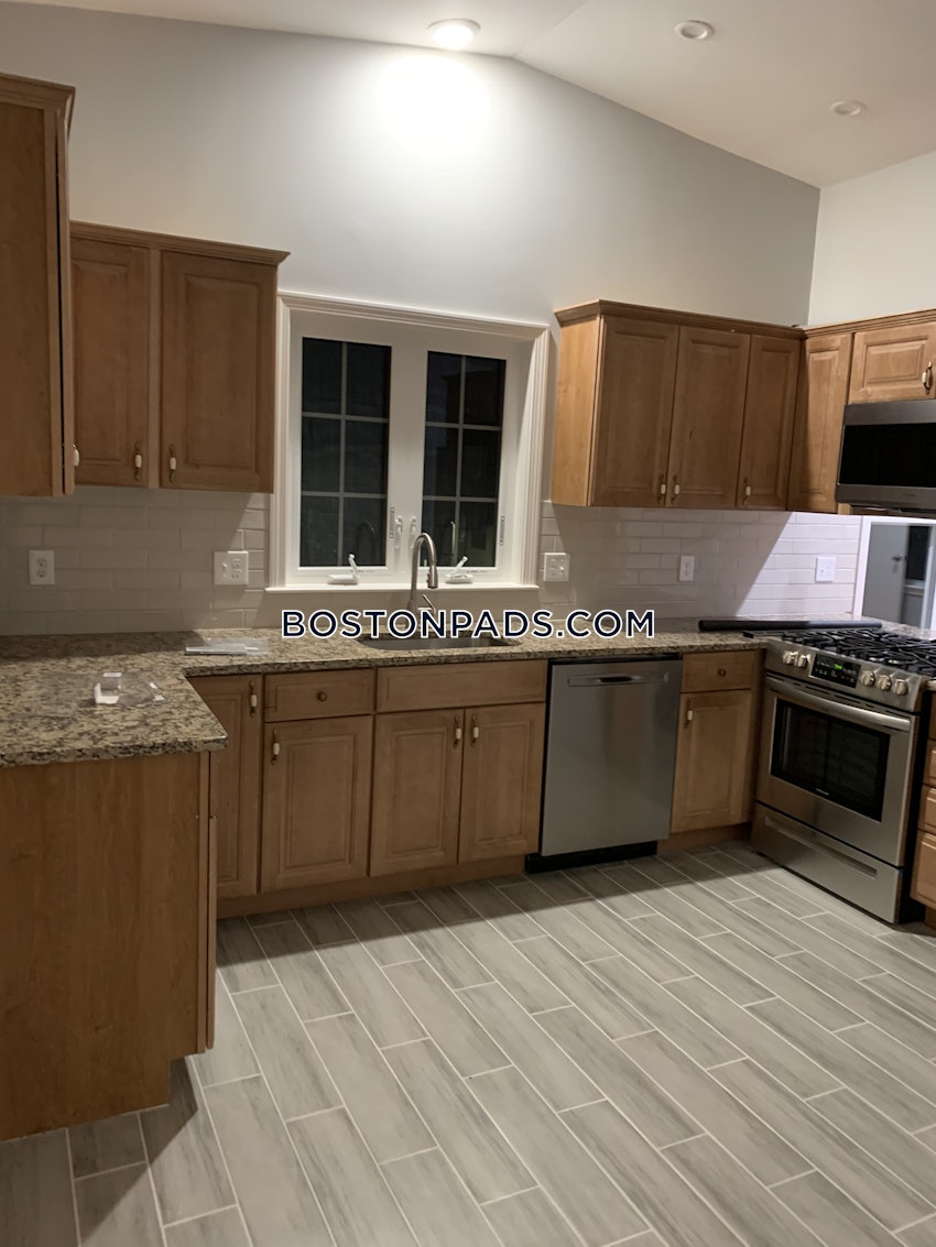 BOSTON - EAST BOSTON - MAVERICK - 3 Beds, 1 Bath - Image 3