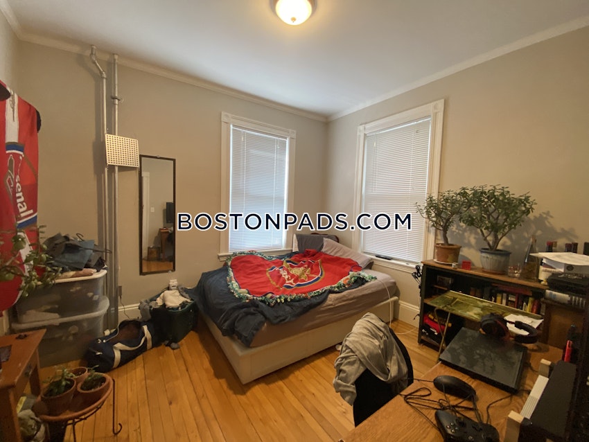 SOMERVILLE- WEST SOMERVILLE/ TEELE SQUARE - 3 Beds, 1 Bath - Image 15