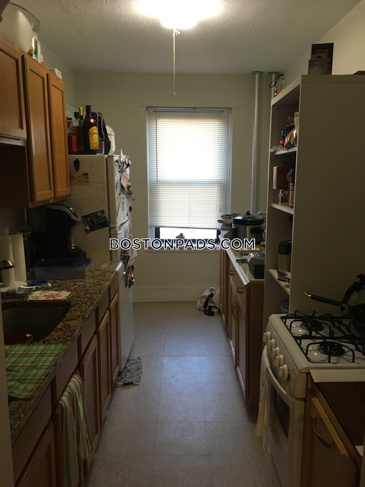 Pleasant St., Malden