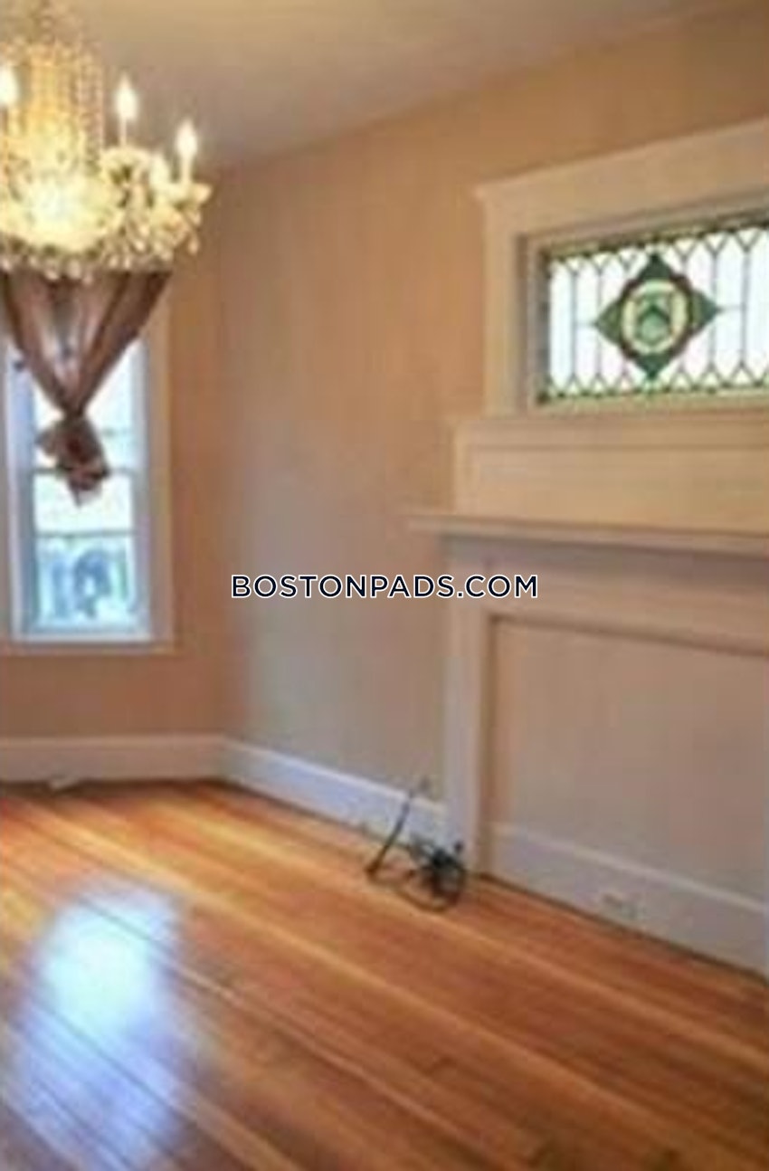 BOSTON - DORCHESTER - UPHAMS CORNER - 2 Beds, 1 Bath - Image 10