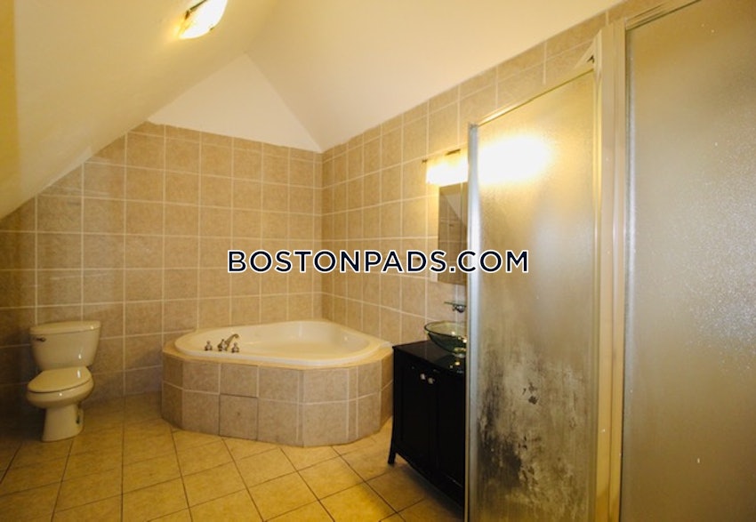 BOSTON - DORCHESTER - CENTER - 5 Beds, 2 Baths - Image 72