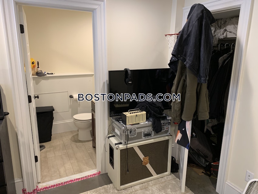 BOSTON - ALLSTON - 3 Beds, 3 Baths - Image 14