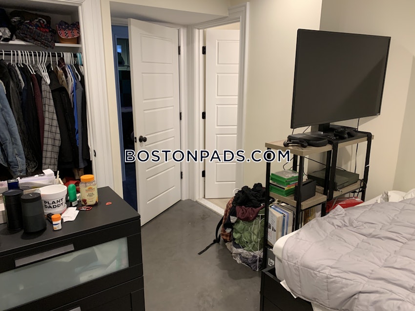 BOSTON - ALLSTON - 3 Beds, 3 Baths - Image 7