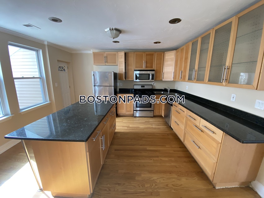 BOSTON - DORCHESTER - CENTER - 5 Beds, 2 Baths - Image 58