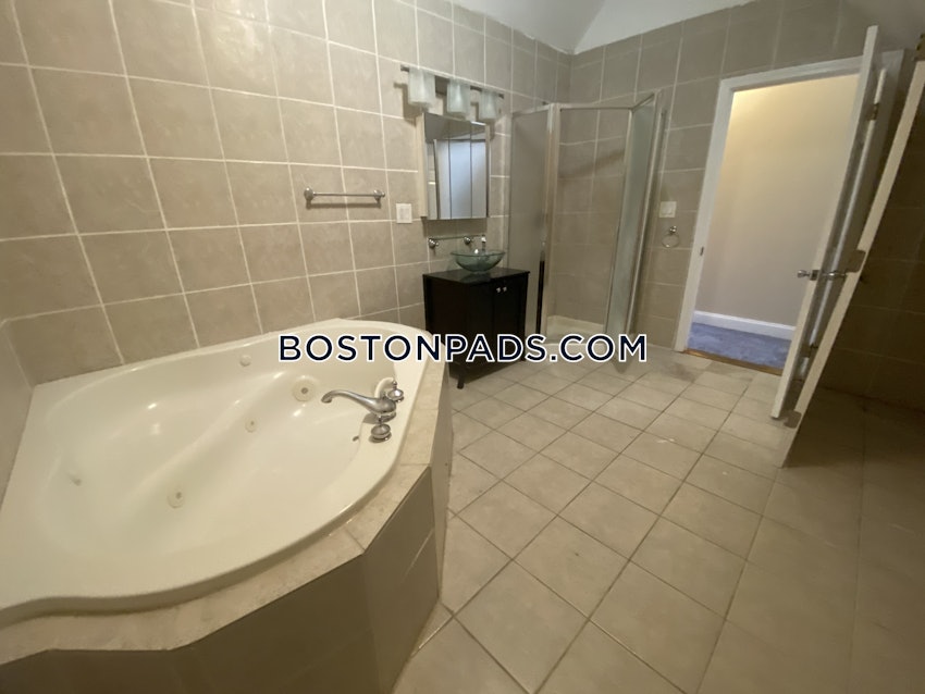 BOSTON - DORCHESTER - CENTER - 5 Beds, 2 Baths - Image 56