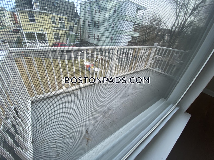 BOSTON - DORCHESTER - CENTER - 5 Beds, 2 Baths - Image 48