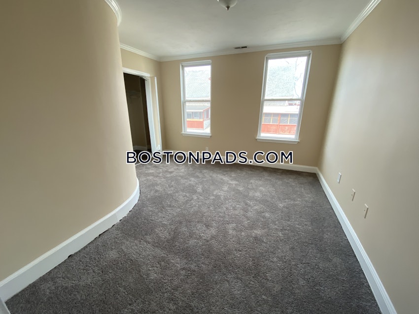 BOSTON - DORCHESTER - CENTER - 5 Beds, 2 Baths - Image 45