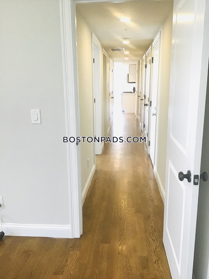 BOSTON - ROXBURY - 3 Beds, 1.5 Baths - Image 15