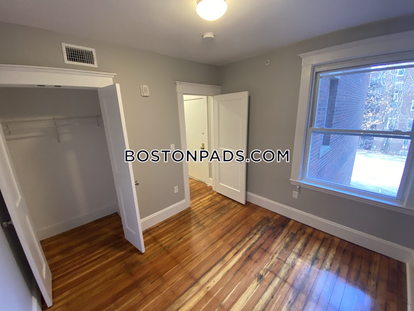 BOSTON - ALLSTON/BRIGHTON BORDER - 4 Beds, 2 Baths - Image 13