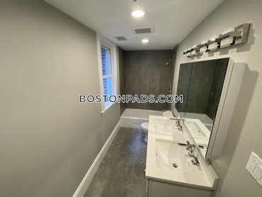 Boston - 4 Beds, 2 Baths