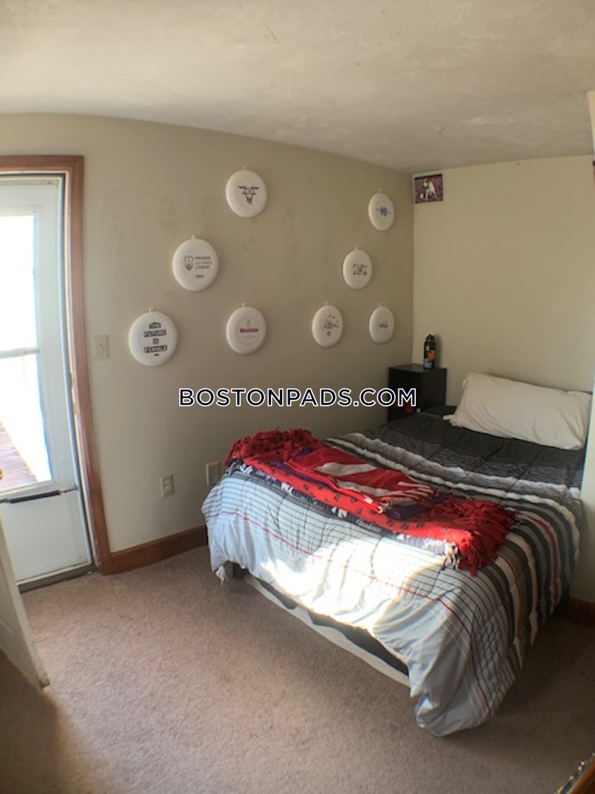 BOSTON - FORT HILL - 3 Beds, 1 Bath - Image 1
