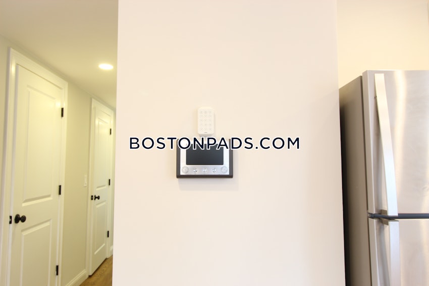 BOSTON - ROXBURY - 3 Beds, 1.5 Baths - Image 26