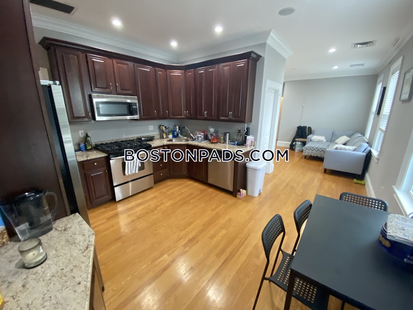 BOSTON - SOUTH BOSTON - ANDREW SQUARE - 4 Beds, 2 Baths - Image 13