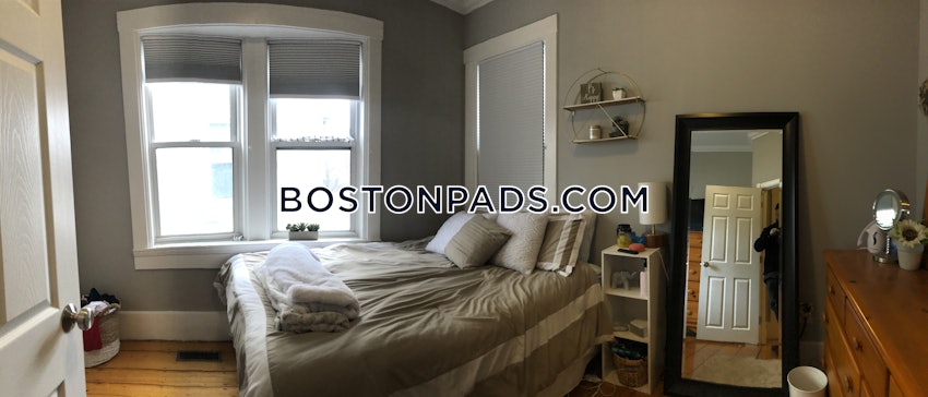 BOSTON - CHARLESTOWN - 4 Beds, 2 Baths - Image 5