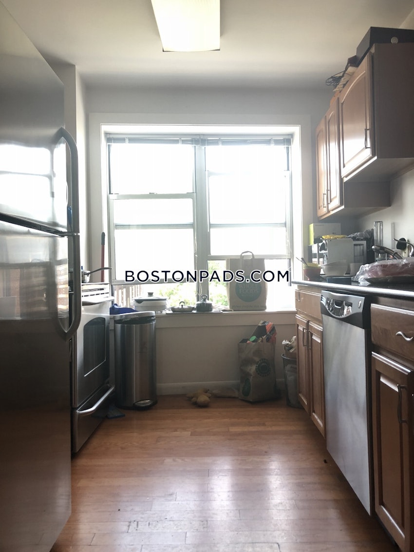 BOSTON - FENWAY/KENMORE - 2 Beds, 2 Baths - Image 4