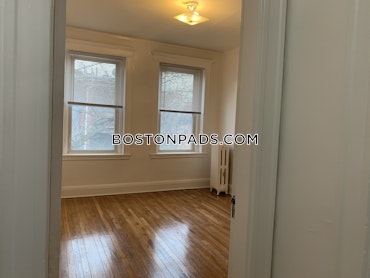 Boston - 2 Beds, 1 Baths