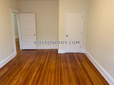 Boston - 3 Beds, 1 Baths