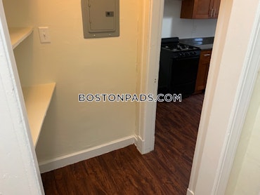 Boston - 3 Beds, 1 Baths