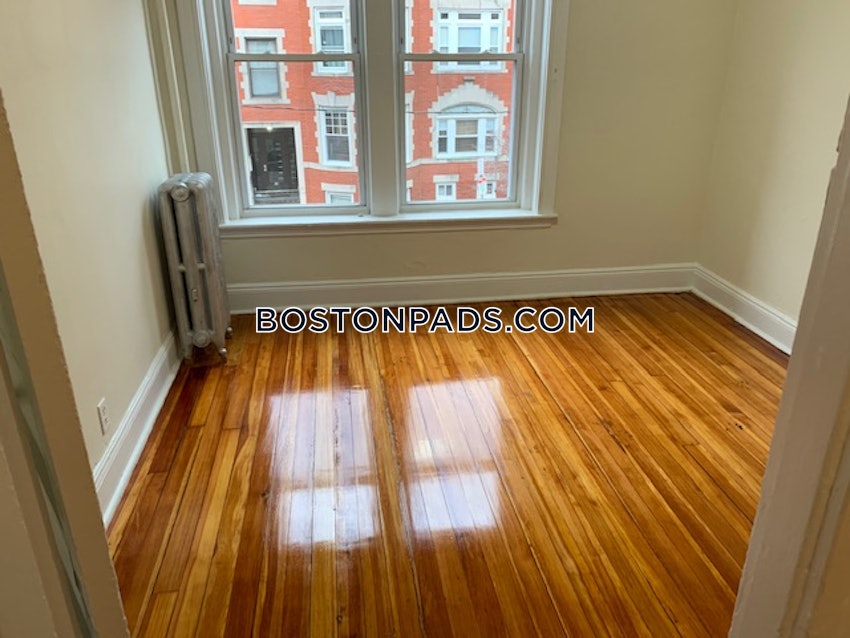 BOSTON - BRIGHTON- WASHINGTON ST./ ALLSTON ST. - 3 Beds, 1 Bath - Image 4