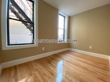 Boston - 2 Beds, 1 Baths