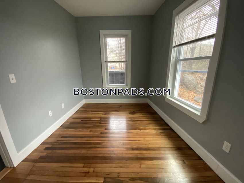 BOSTON - DORCHESTER - SAVIN HILL - 4 Beds, 1 Bath - Image 16