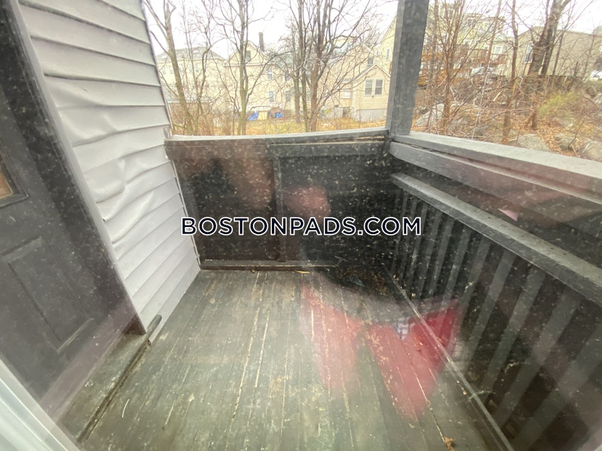 BOSTON - DORCHESTER - SAVIN HILL - 4 Beds, 1 Bath - Image 24