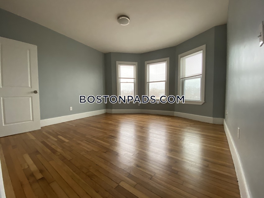 BOSTON - DORCHESTER - SAVIN HILL - 4 Beds, 1 Bath - Image 5